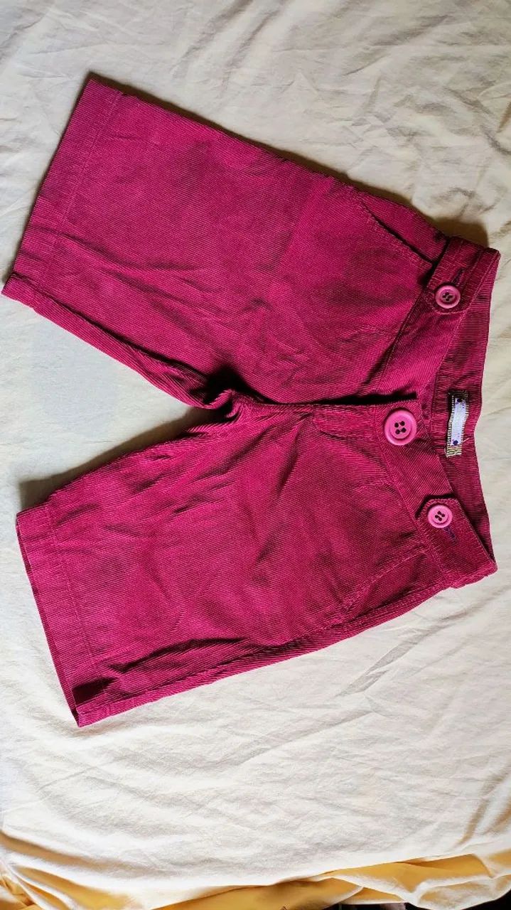 Short Checklist, de veludo cereja com detalhes