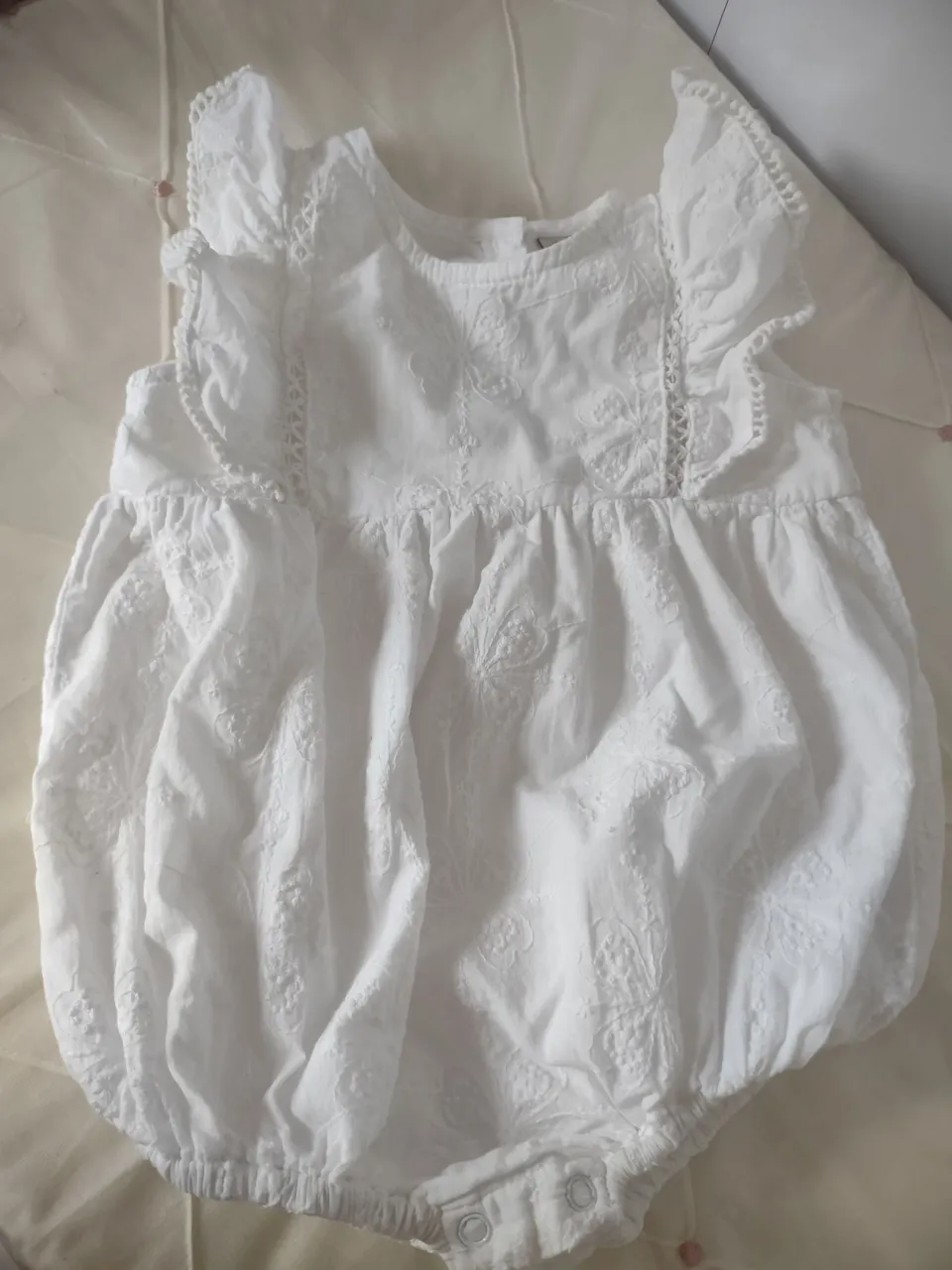 Macacão, vestido e romper Branco Bordado para Bebê