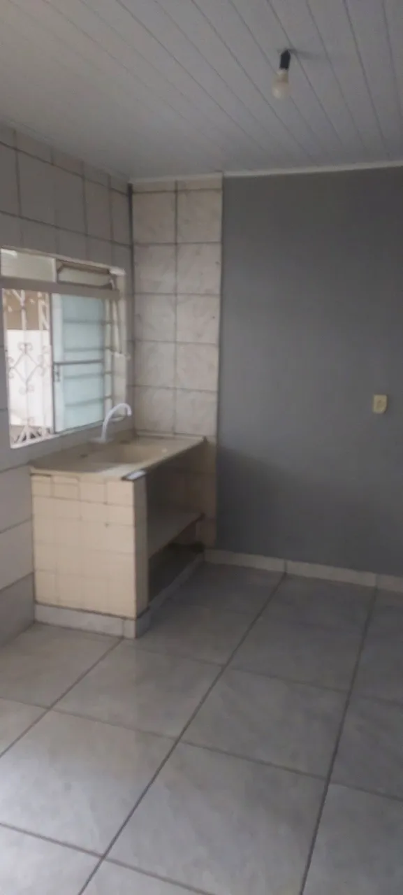 Alugo casa Guanandy