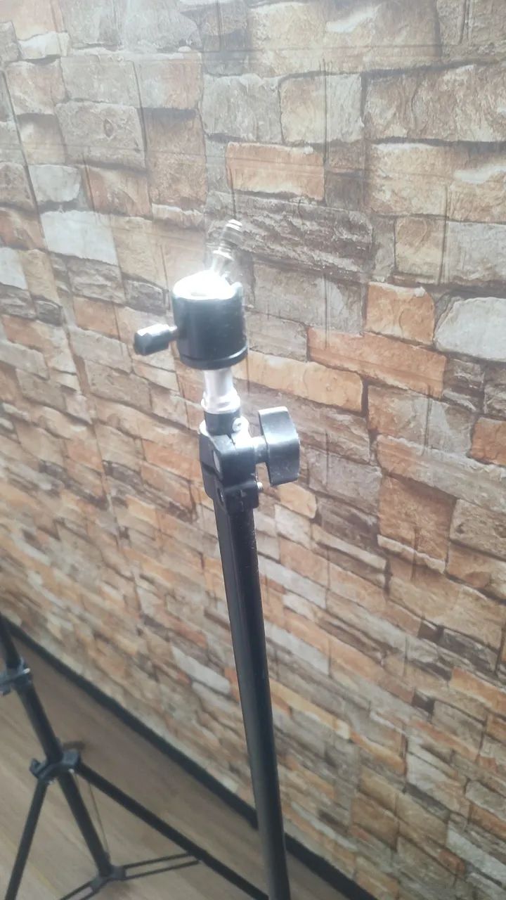 02 (dois) Tripé Universal de Segurança Total para Câmeras, Telefones Celulares etc. - Foto 2