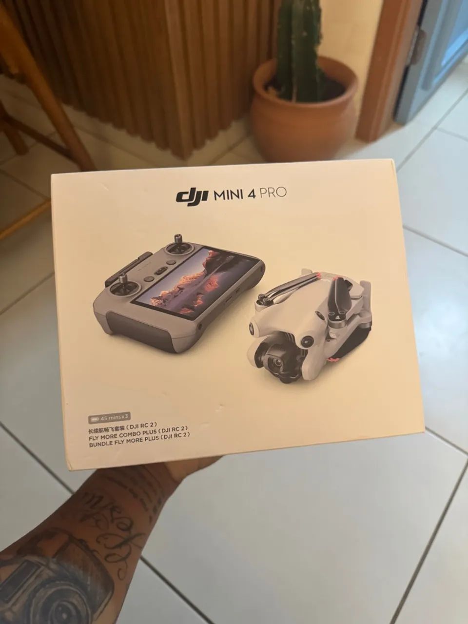 Drone dji mini 4 pro, combo fly mores Plus 