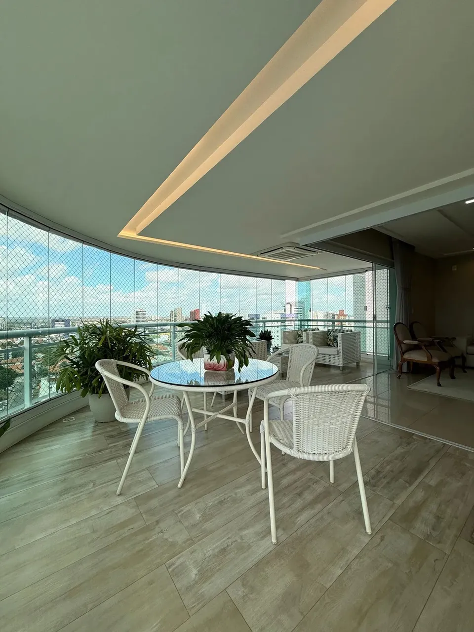 Apartamento a venda Image 225m Joquei