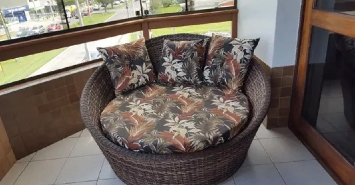Chaise Tallinn de 120cm de diâmetro.DAN MÓVEIS 
