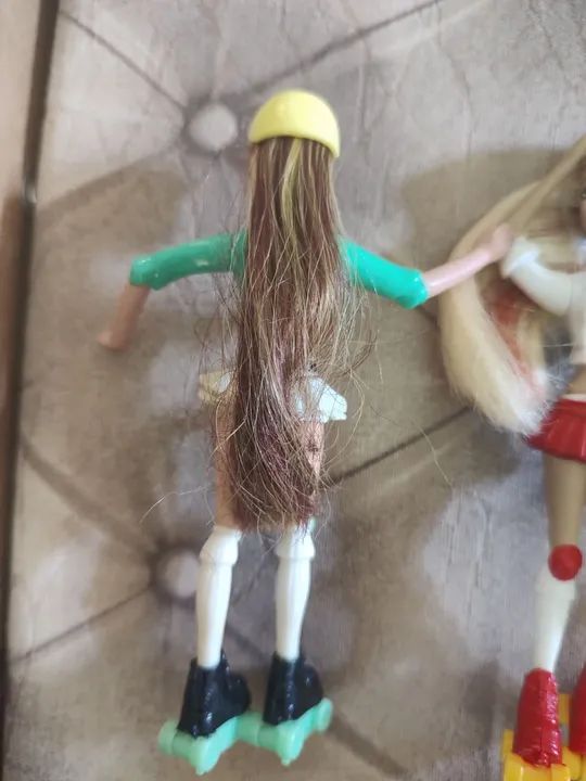 Lote 4 Bonecas Barbie Myscene McDonald's  - Foto 3