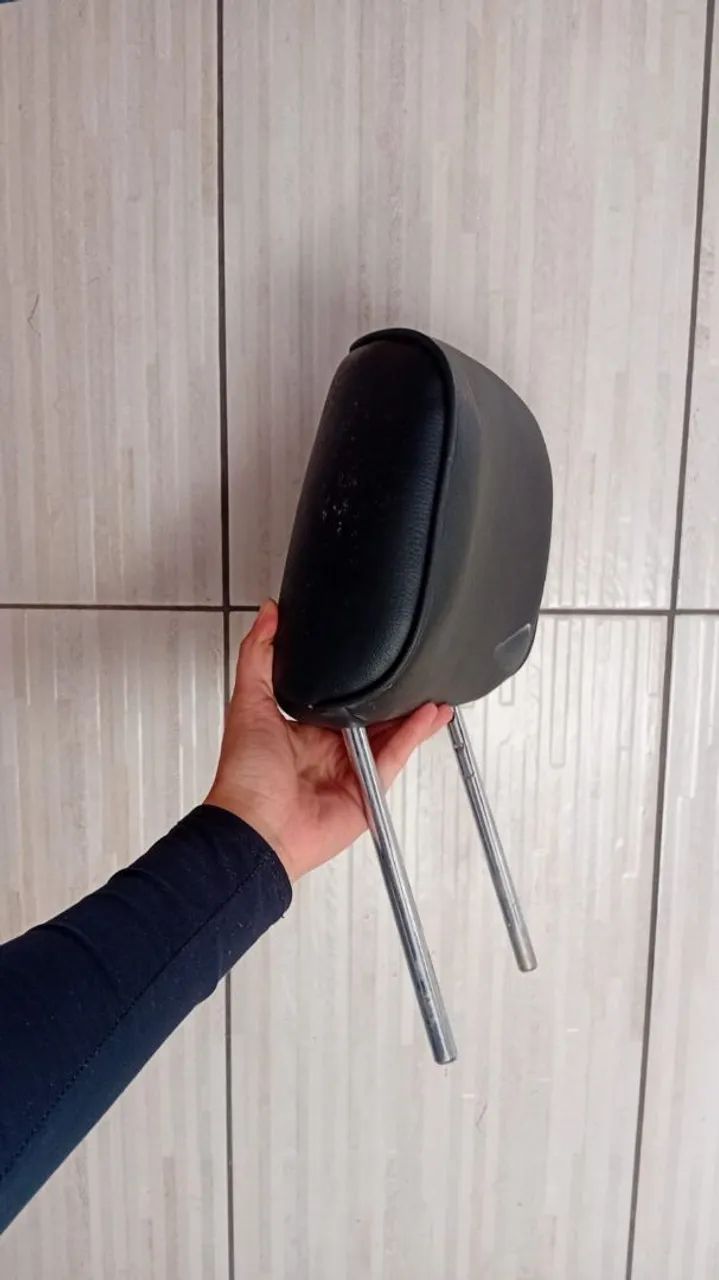 Encostos de cabeça couro Gran Livina - Foto 2