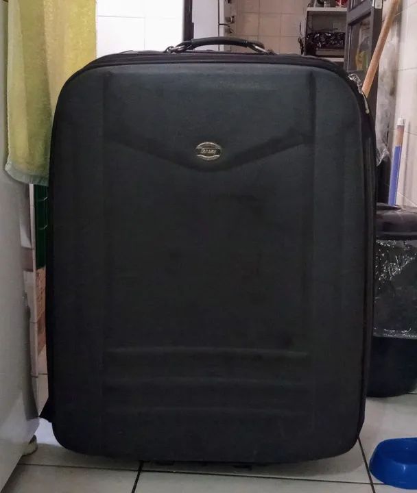 Mala de viagem grande preta, 40kgs