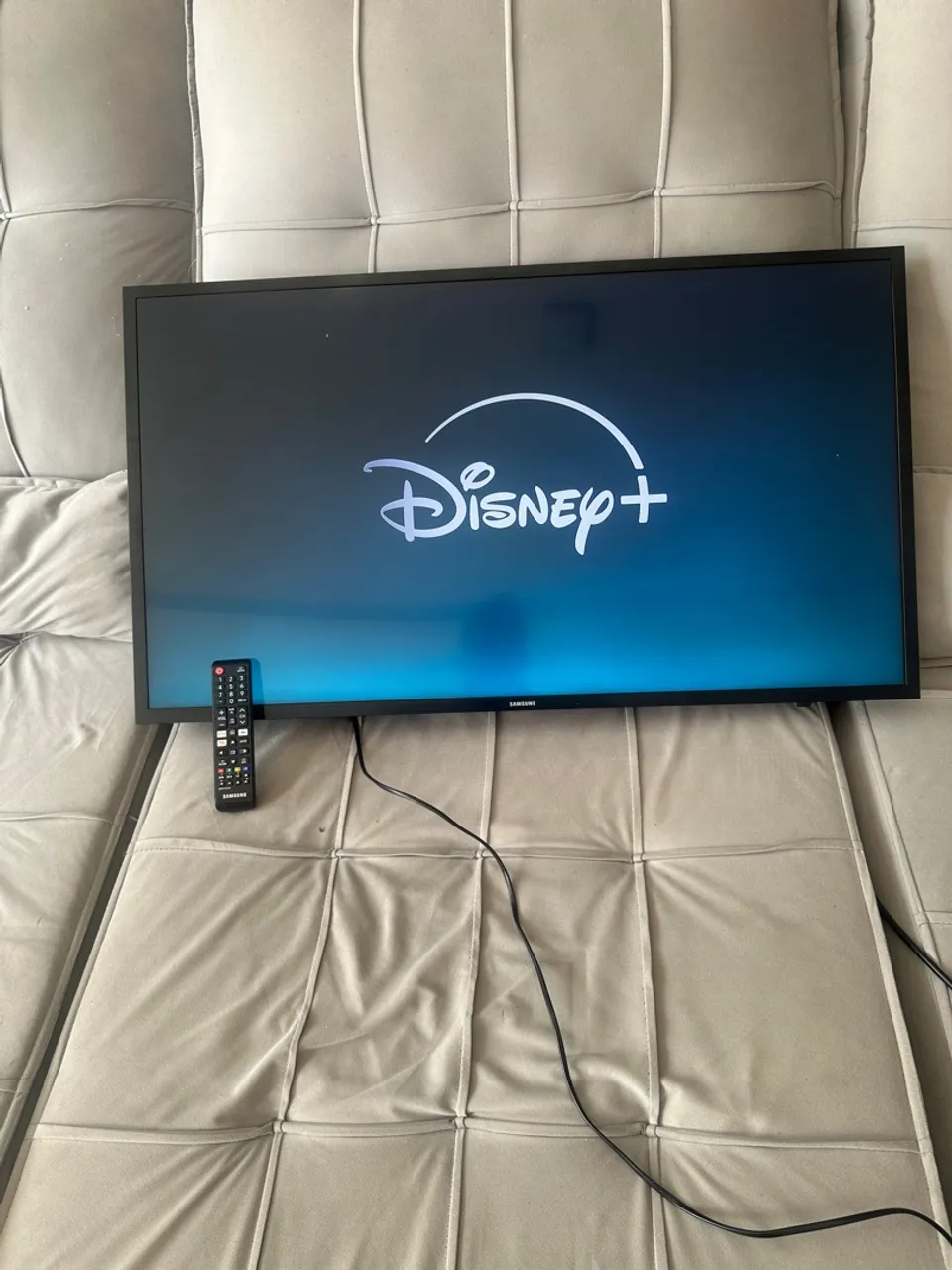 Smart TV Samsung 40 polegadas entrego