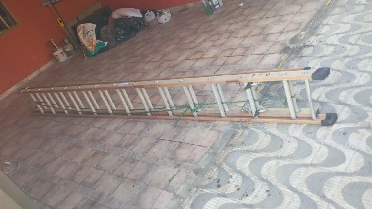 Escada de fibra de vidro, 7metros e 20