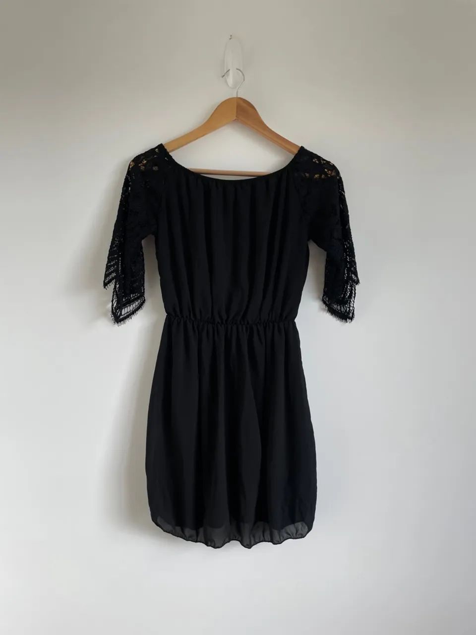 Vestido acinturado curto preto tam P Made in Italy - Foto 5