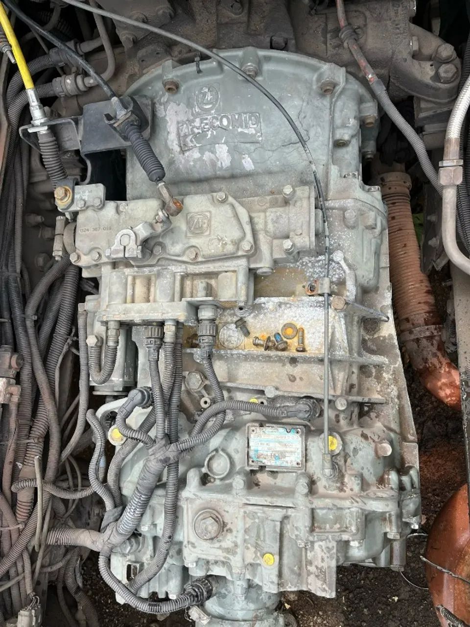 T M  Caixa Câmbio Zf Caminhão Volks 24280 Na Troca Com Garantia - Peças