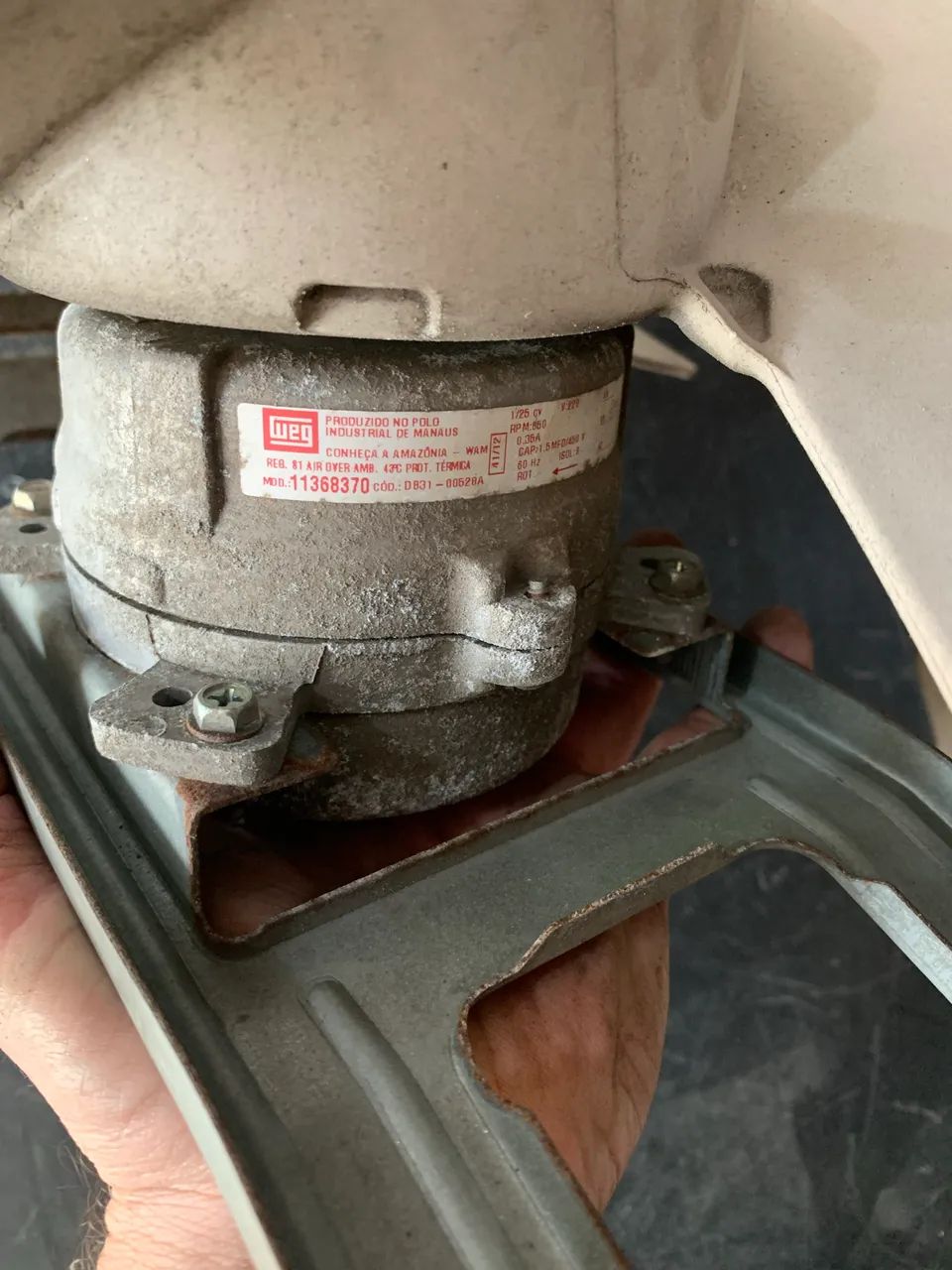 Motor com hélice Condensadora Ar Split Samsung 220v - Foto 3