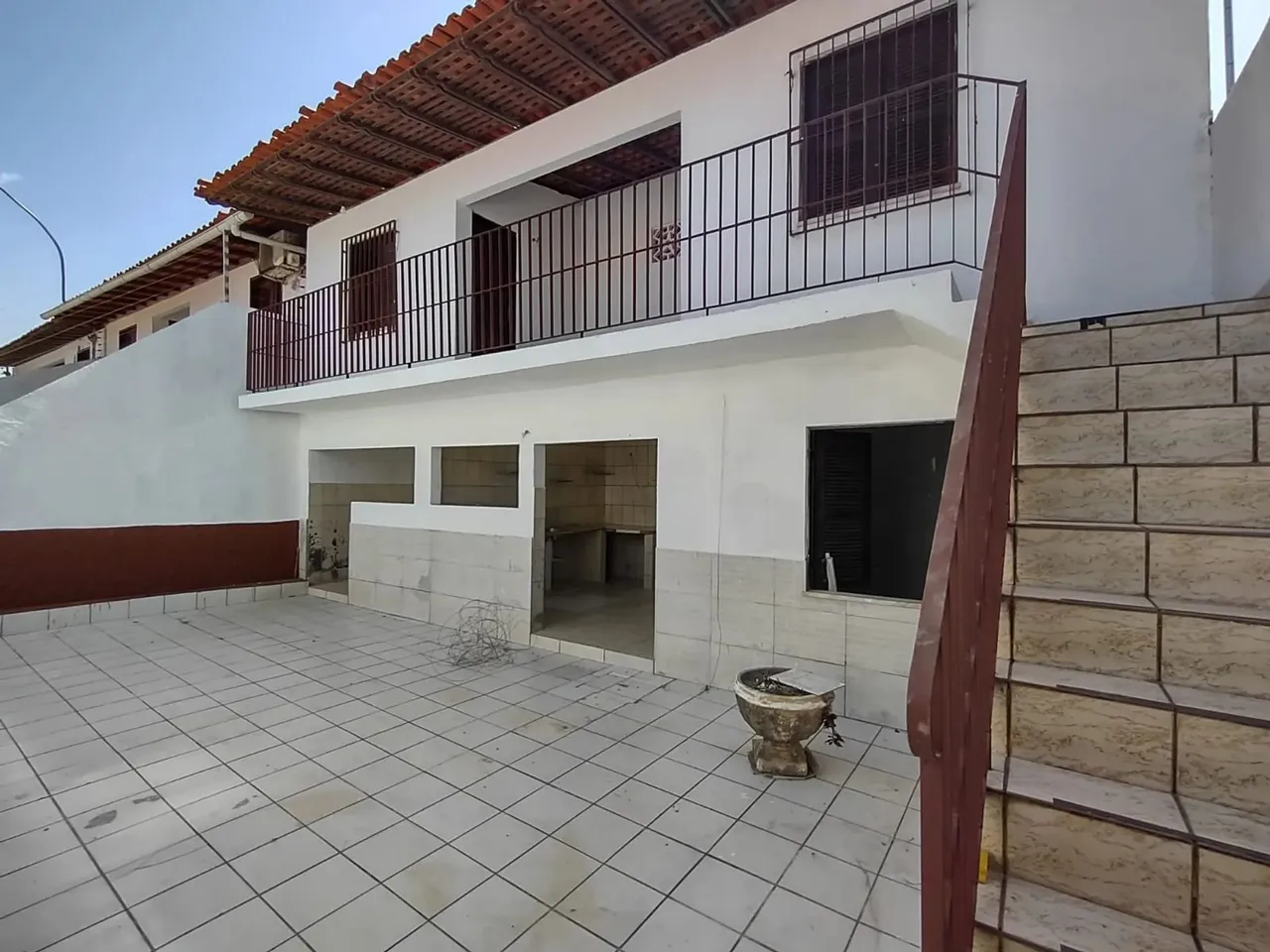 VENDO Casa no Planalto do Vinhais, muito bem localizada