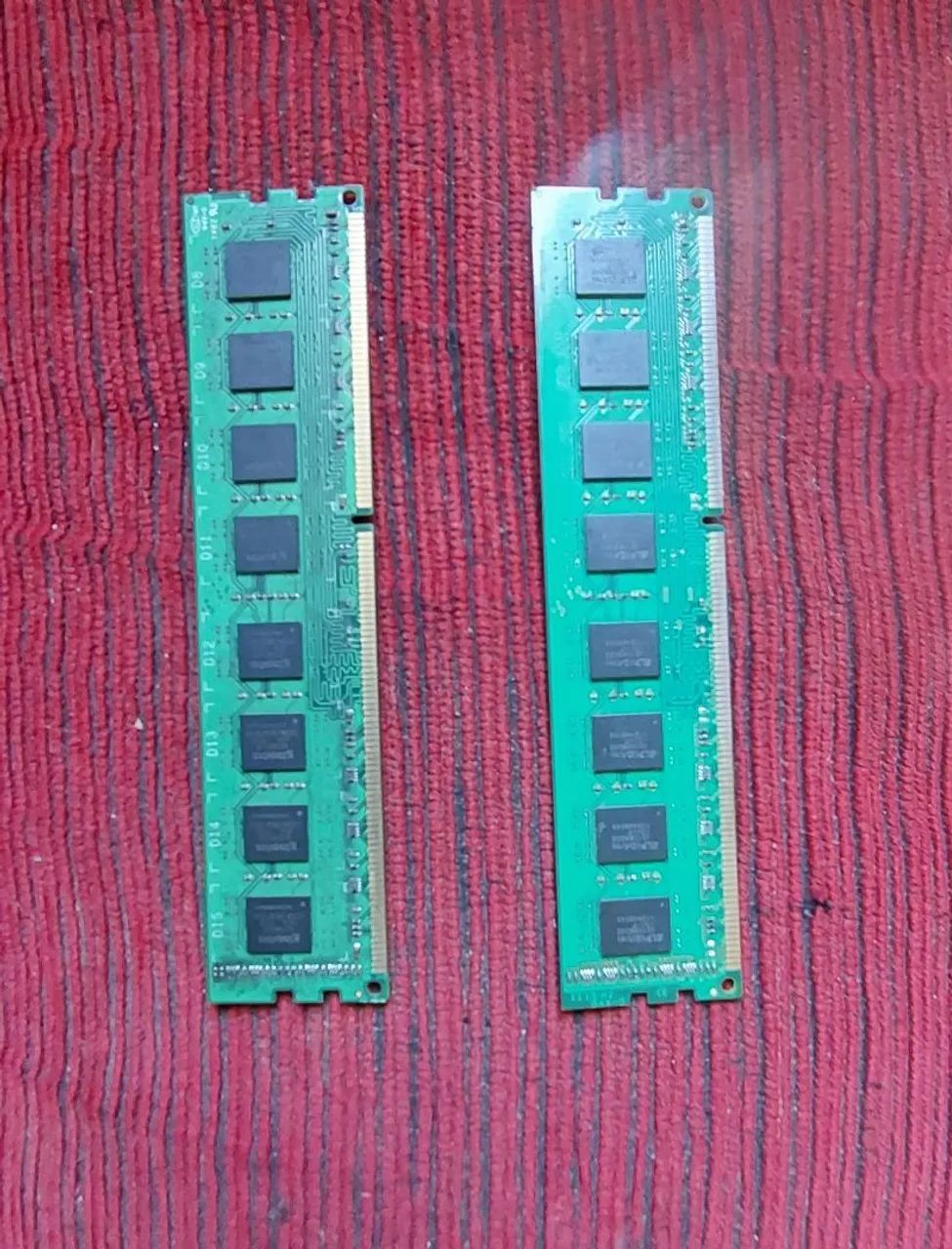 Memória RAM 8GB DDR3 - 2x4GB (Dual Channel)