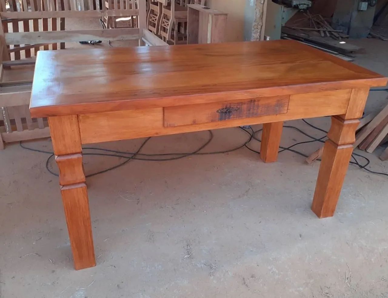 Mesa de Jantar de Madeira Maciça Demolição  - Foto 3