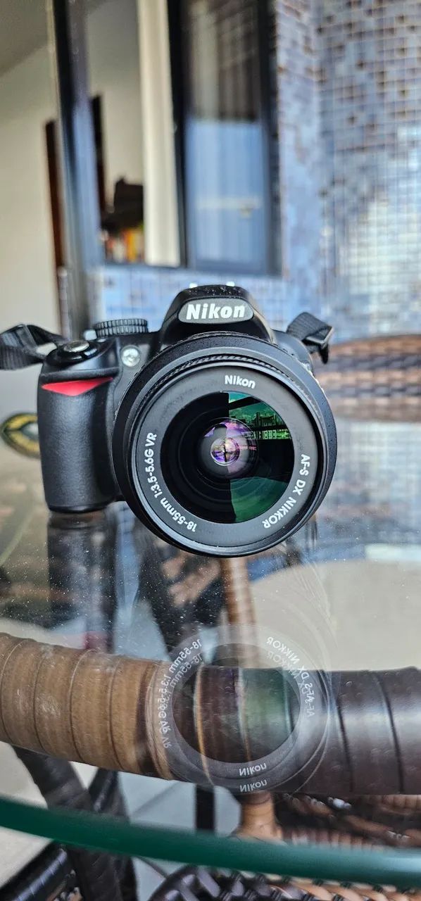 Câmera Nikon D3200 com Lente 18-55mm