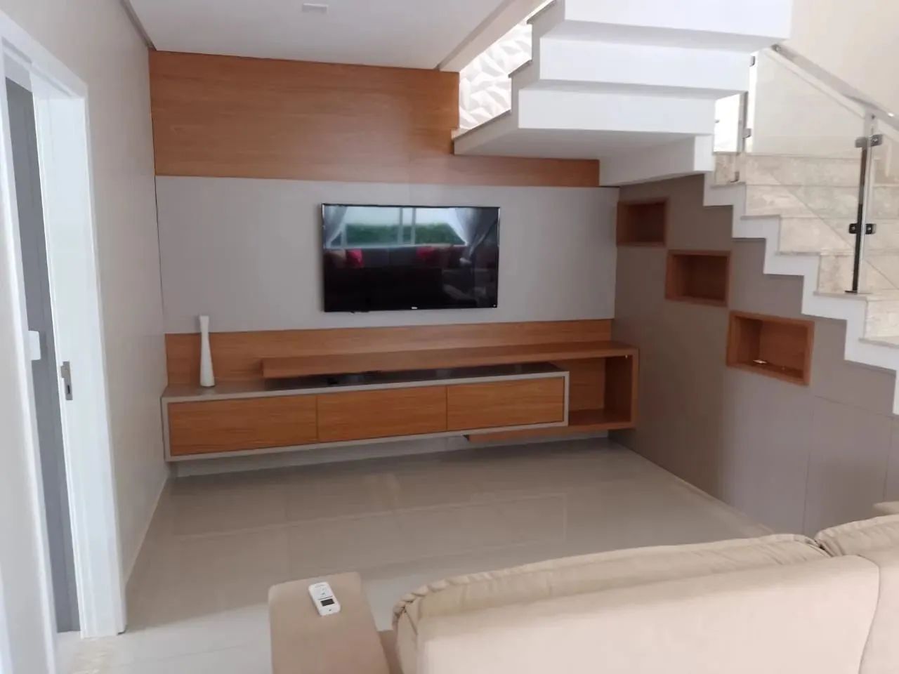 alugo altíssimo nível/ mobiliado - Foto 3