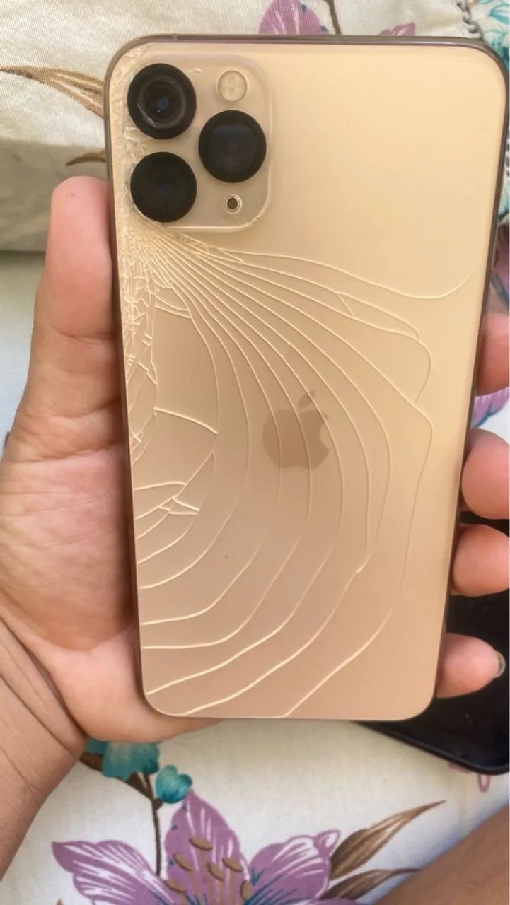 iPhone 11 Pro Max  - Foto 2
