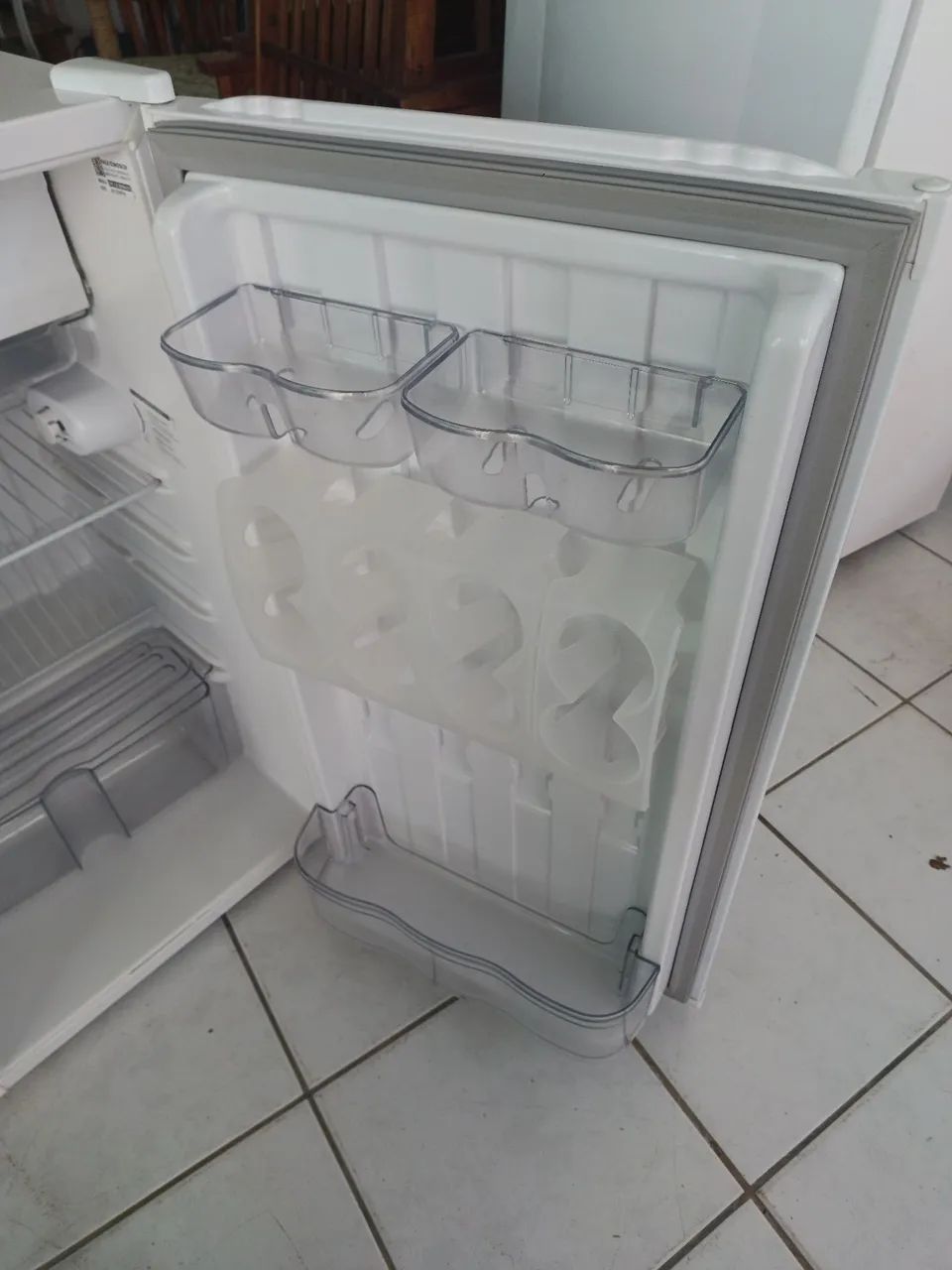 Frigobar consul 120lts semi novo  - Foto 5