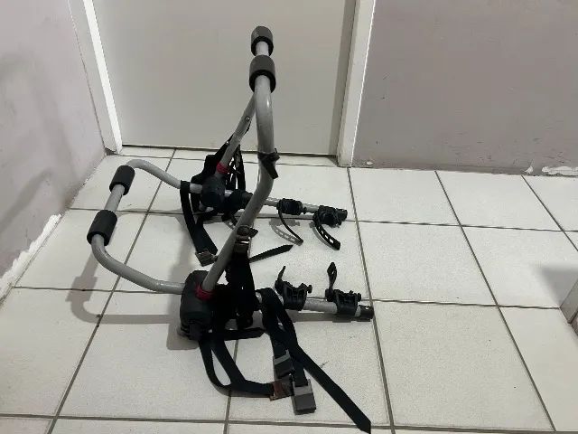 Suporte de bicicleta para carro seminovo - Foto 4