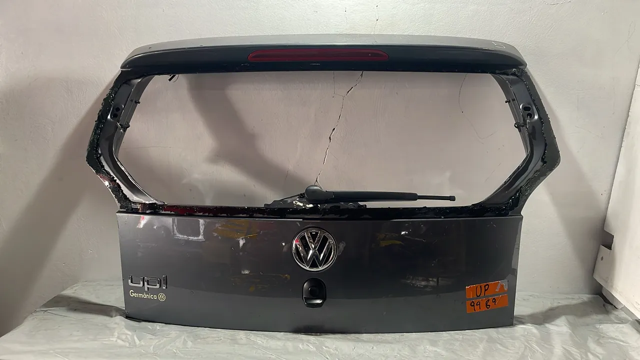 Tampa traseira Volkswagen Up