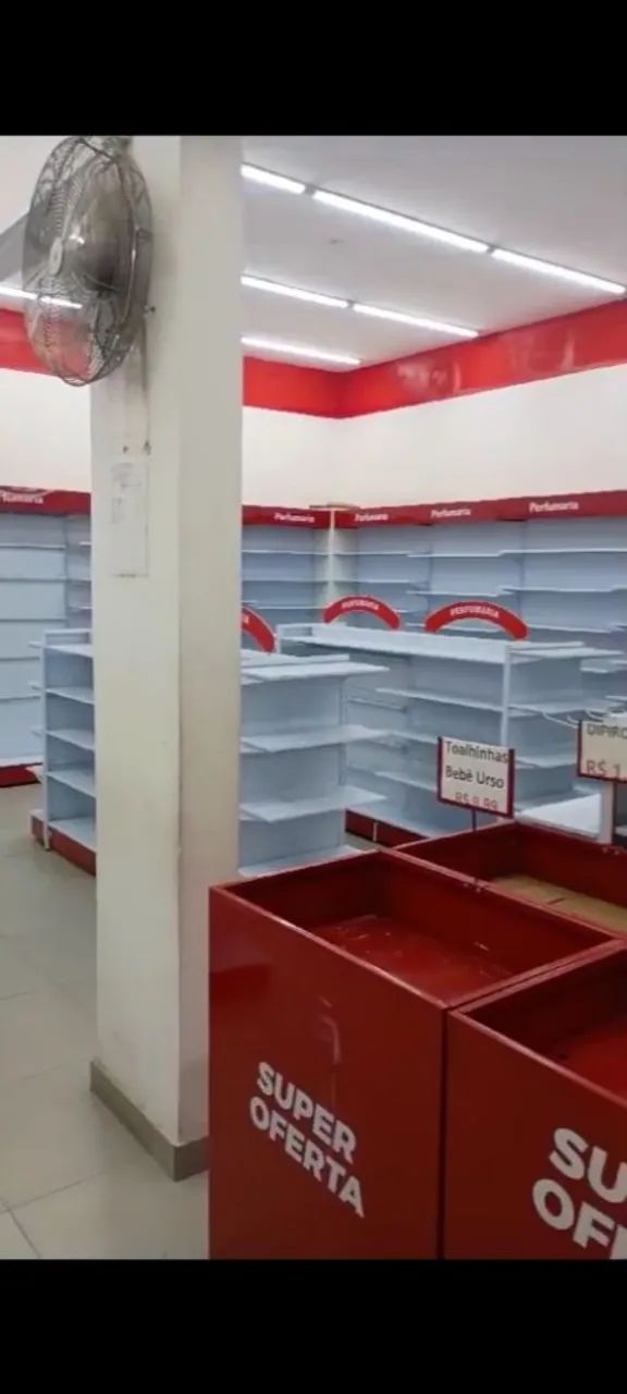 Gôndolas/ Prateleiras para loja - Foto 2