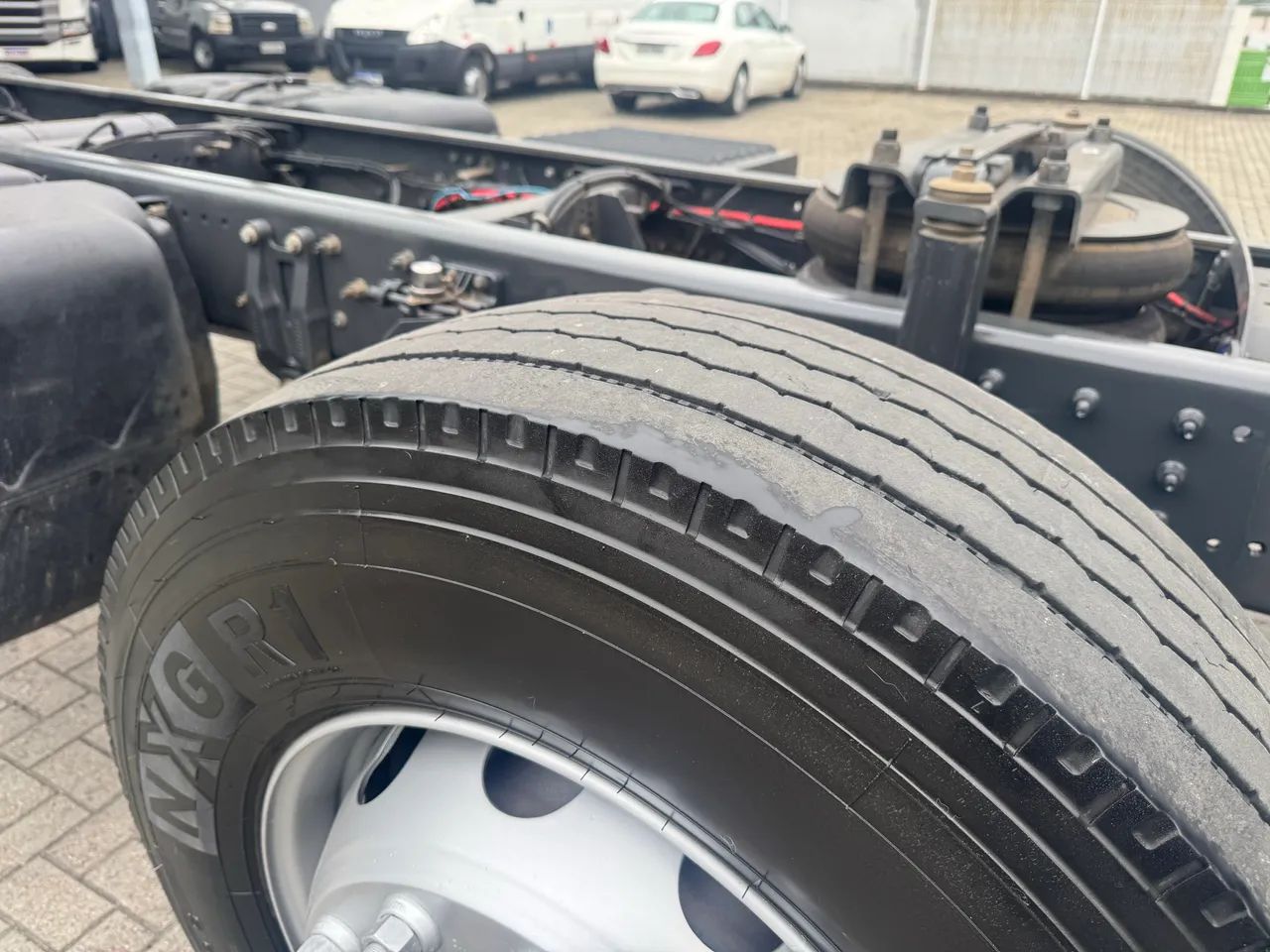 Volvo Vm 330 8x2 Ano 2021 - Foto 6