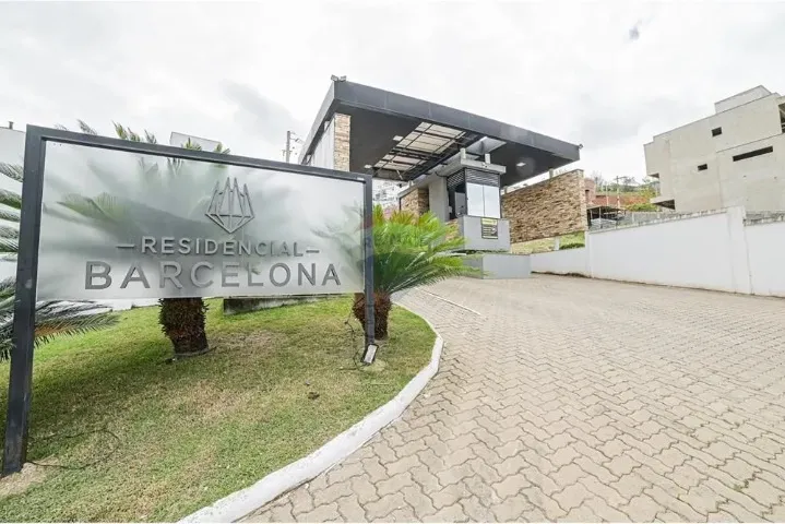 OPORTUNIDADE!!! Terreno (500m2) à venda no Condomínio Barcelona (Salvaterra JF)