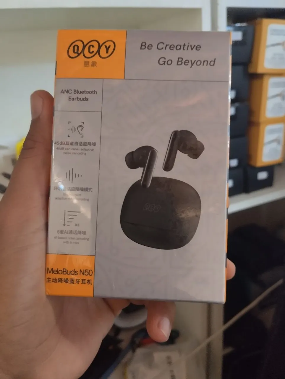 Fone de ouvido QCY MeloBuds N50 - ANC e Bluetooth