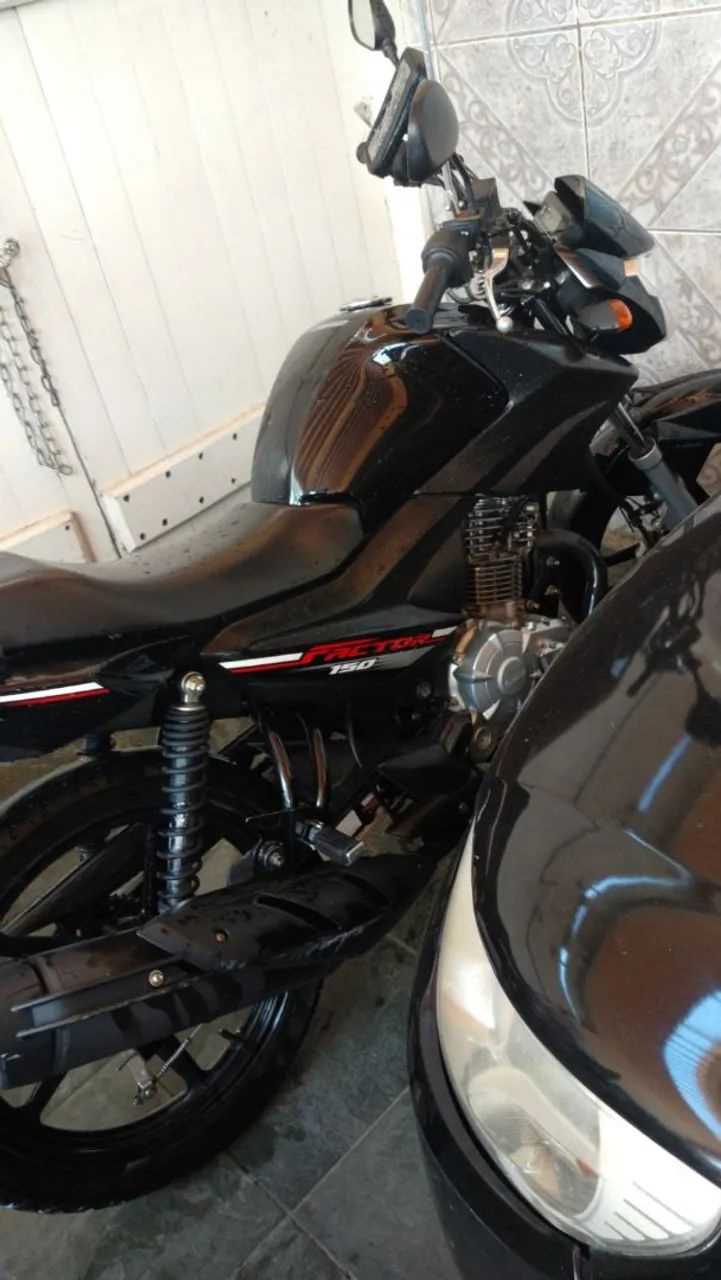 Vende-se moto top factor 150
