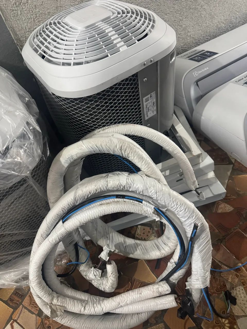 2 Ar Condicionado Electrolux 9000btus  - Foto 5