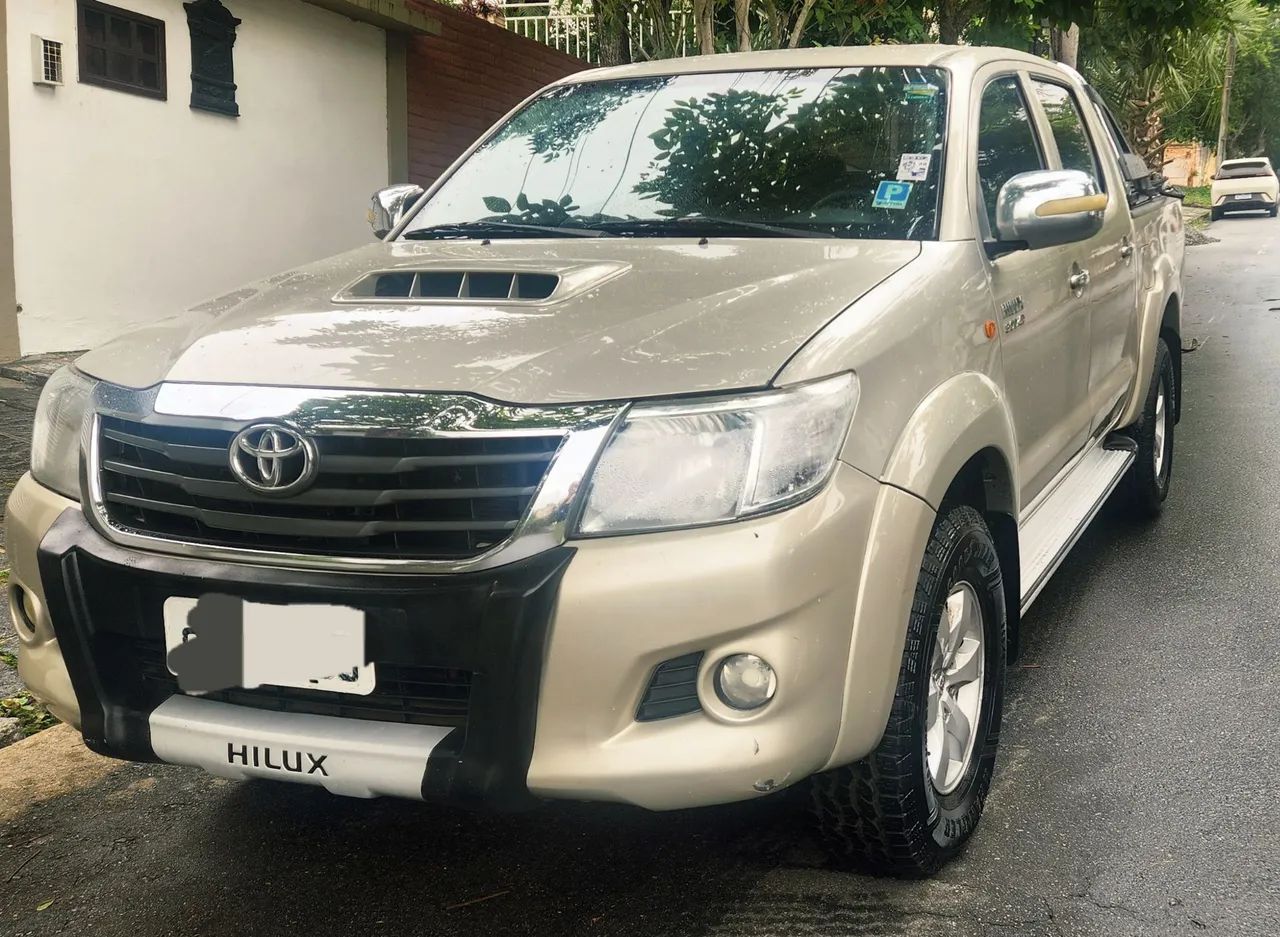 Toyota Hilux 2014