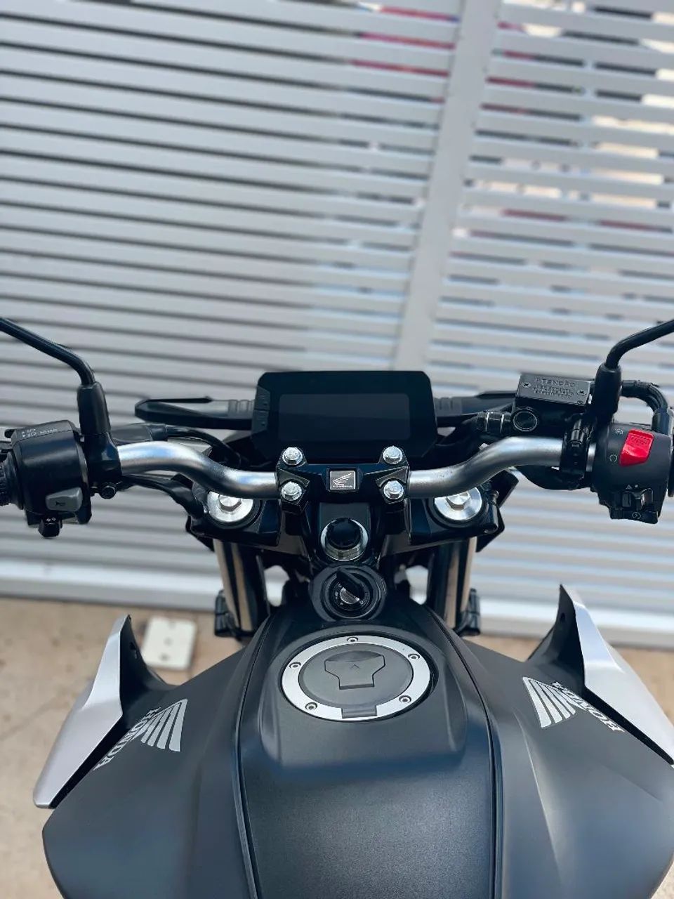 Twister CB 300F 2026 - Foto 2