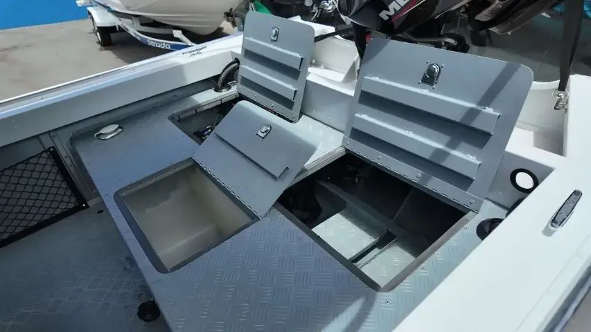 Lancha Marfim 6.0 Freestyle Std Motor Mercury 60hp 4 Tempos - Foto 7