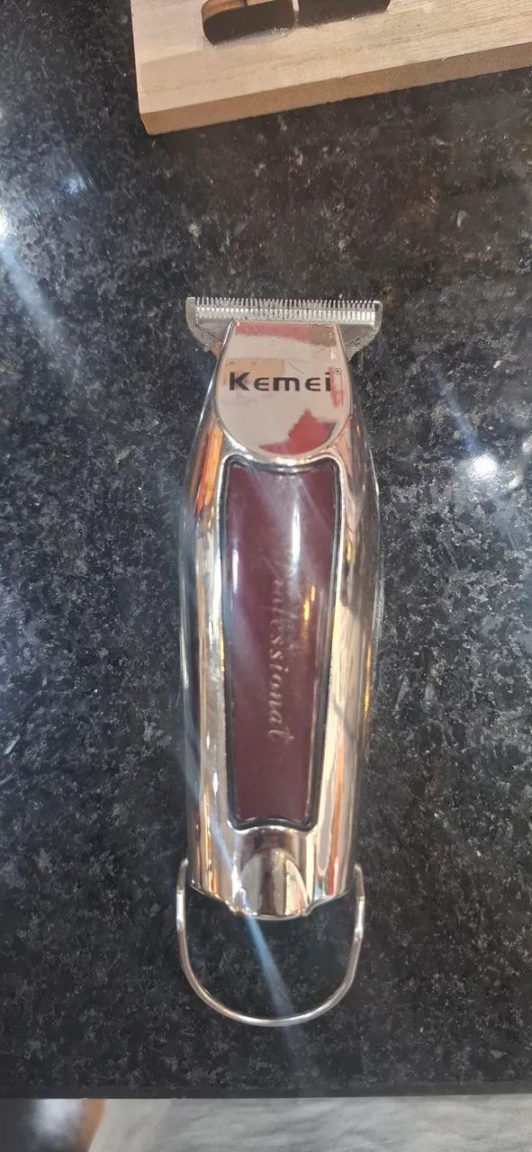 maquina de corte  wahl magic clip e kit kemei - Foto 2