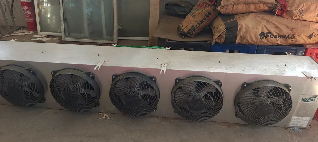 CÂMARA FRIA Máquina MT40 DANFOSS 4 HP + EVAPORADORA MIPAL 5 FORÇADORES - Foto 3