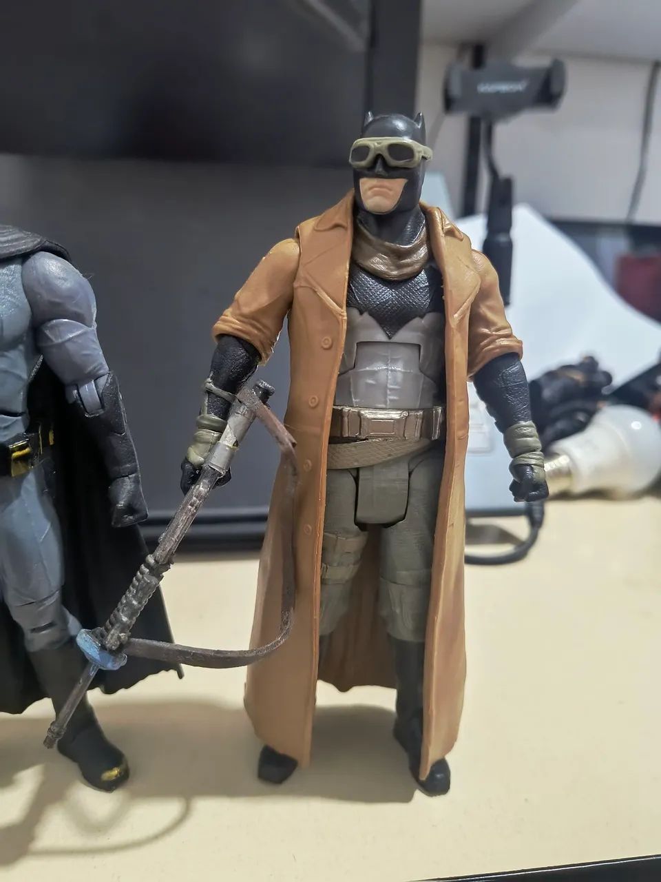 Lote Batman bonecos de 16cm - Foto 5