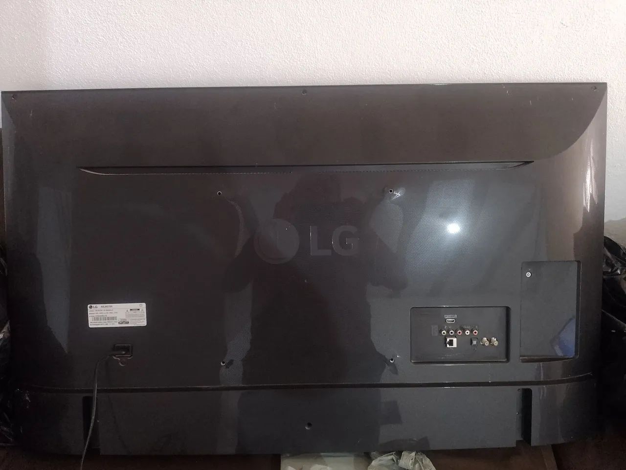 Vendo tv 49 polegadas R$ 300 reais problema na tela . - Foto 2