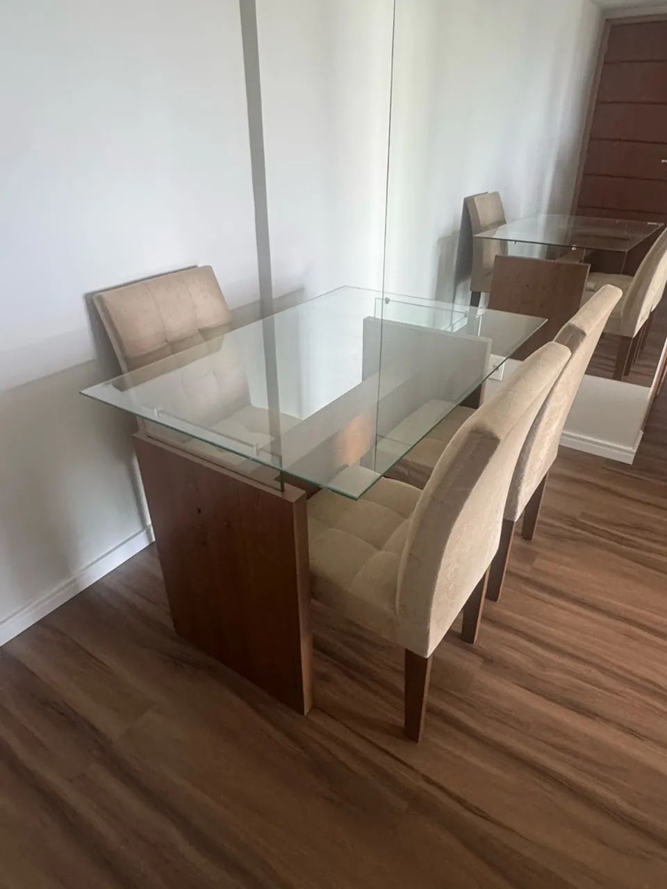 Conjunto mesa de jantar e cadeiras - Foto 2