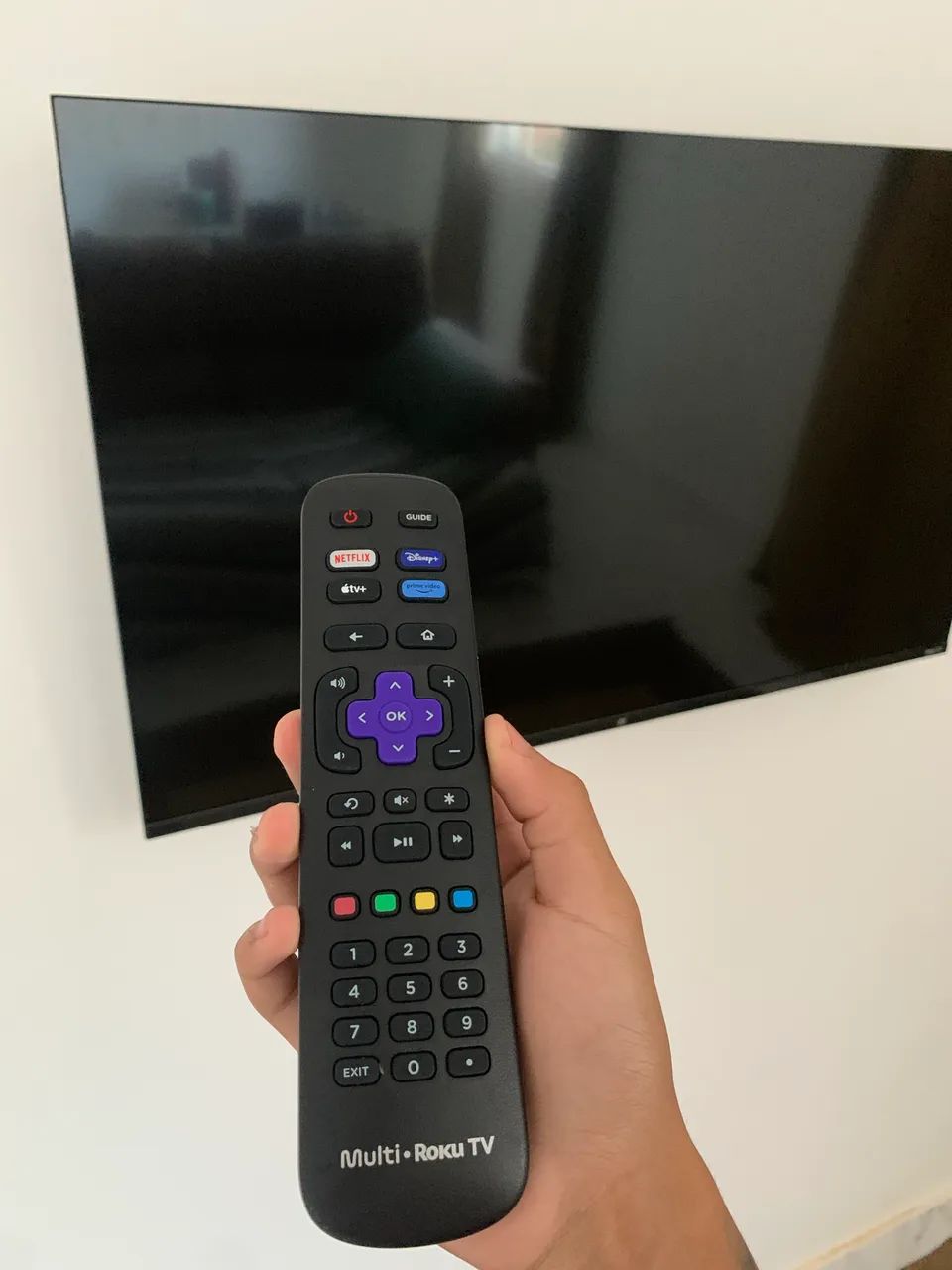 TV ROKU SMART 43 POLEGADAS,2 MESES DE USO,SEM MARCAS DE USO OU AVARIAS?PRA SAIR RAPIDO - Foto 5