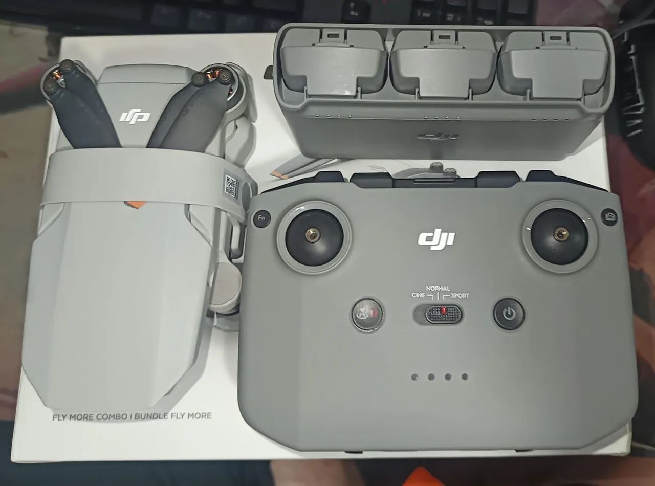 DJI MINI 4K - FLY MORE COMBO - Foto 2