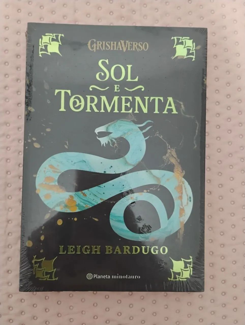 kit grishaverso sombra e ossos + sol e tormenta - Foto 4