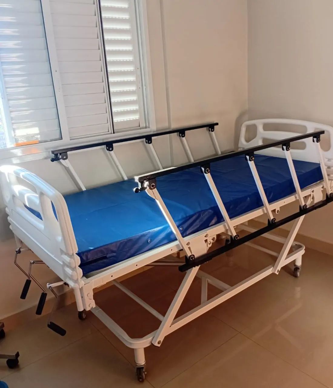 Cama hospitalar  - Foto 2