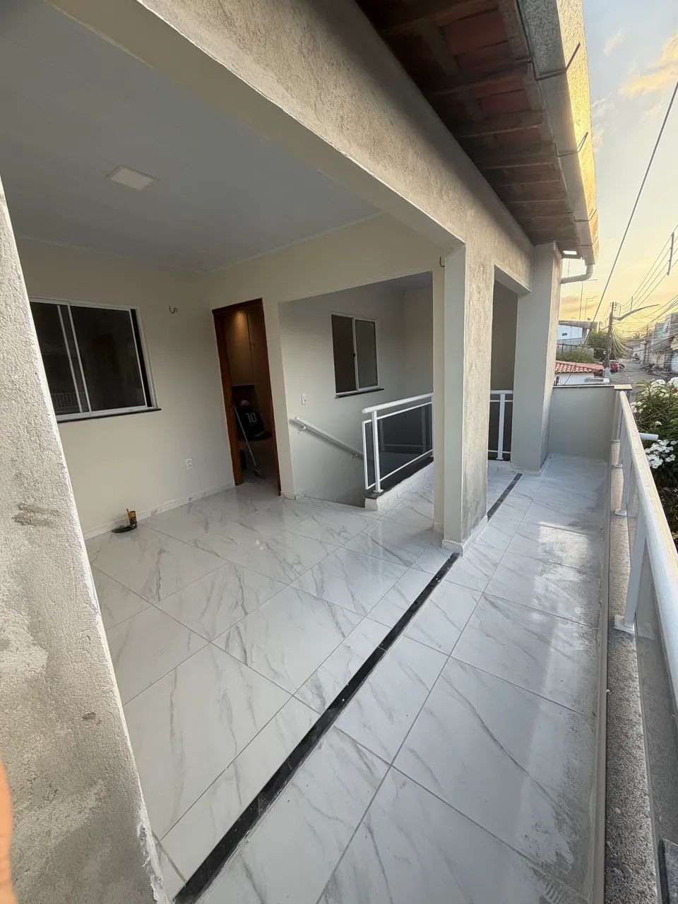 Alugo casa no centro de Horizonte - Foto 3