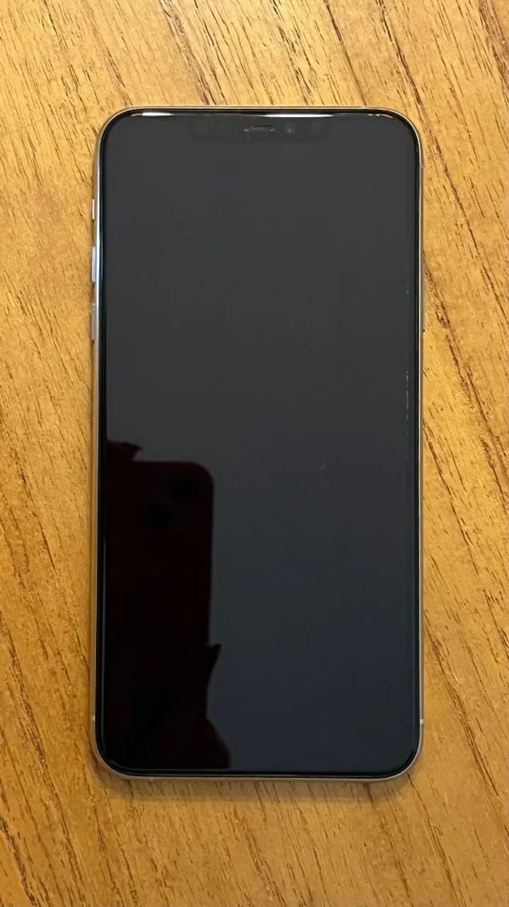 IPhone 11 Pro Max 64gb - Foto 3