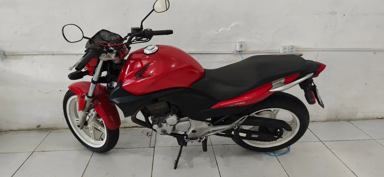 CB300r Ano 2010 - Foto 2