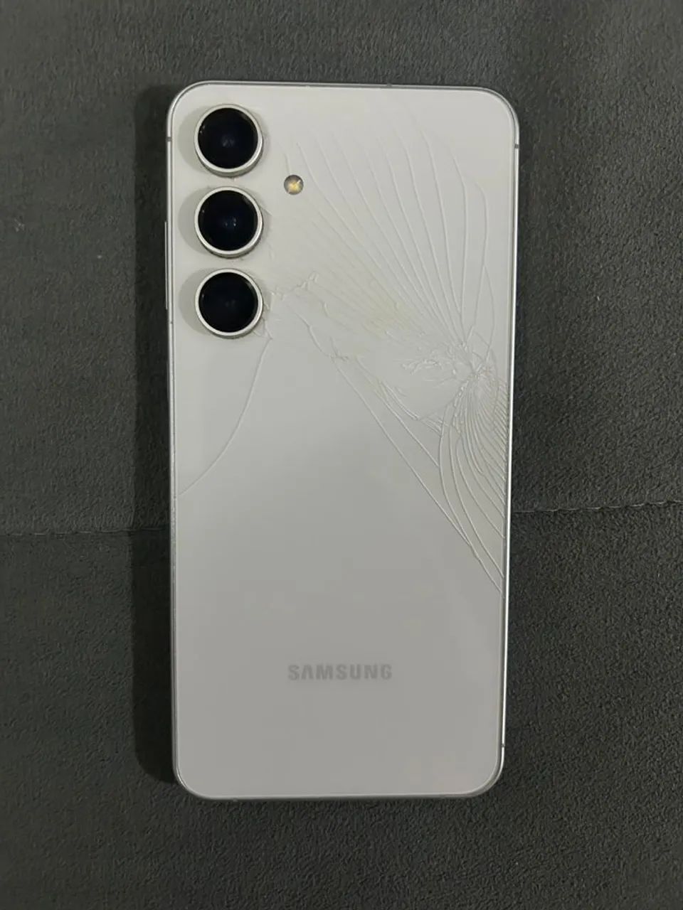  SAMSUNG GALAXY S24 FE  - Foto 5