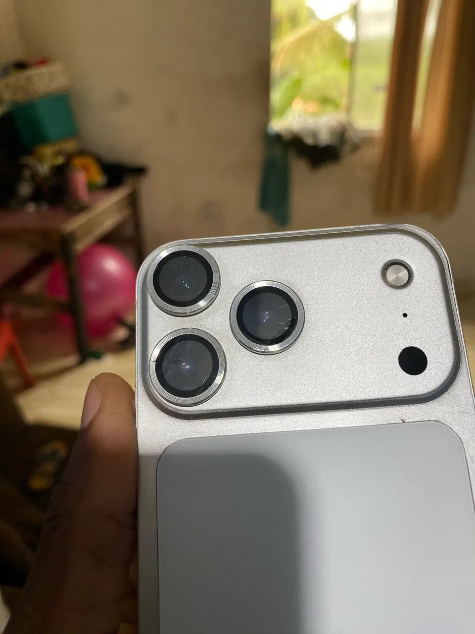 IPHONE XR - SABOR 17 PRO MAX  - Foto 2
