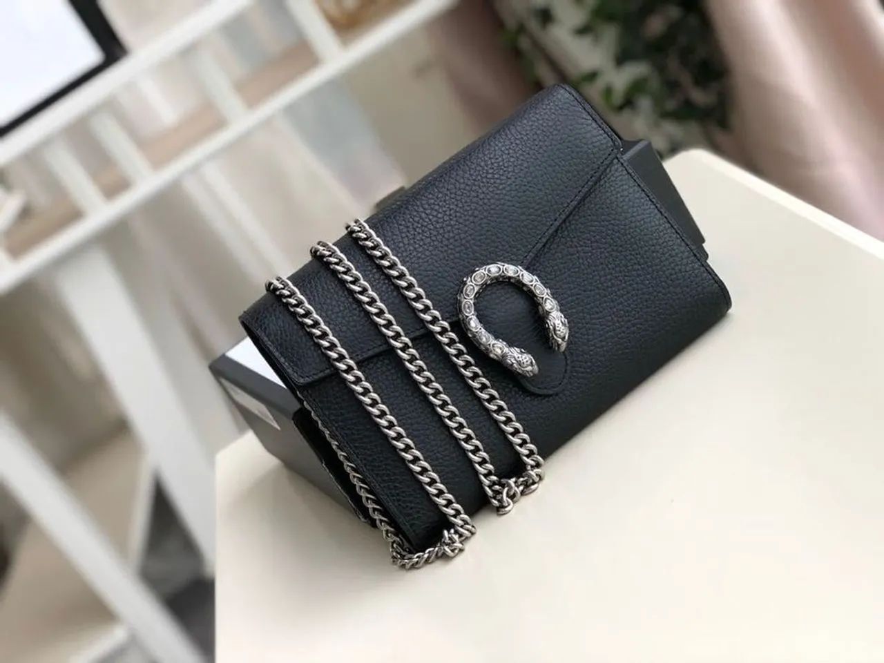 Bolsa Gucci preta média  - Foto 3