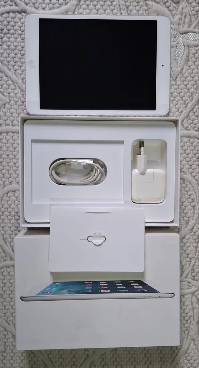 iPad - Mini WiFi CELL Memória: 32Gb Cor: Silver/Prata - Celulares