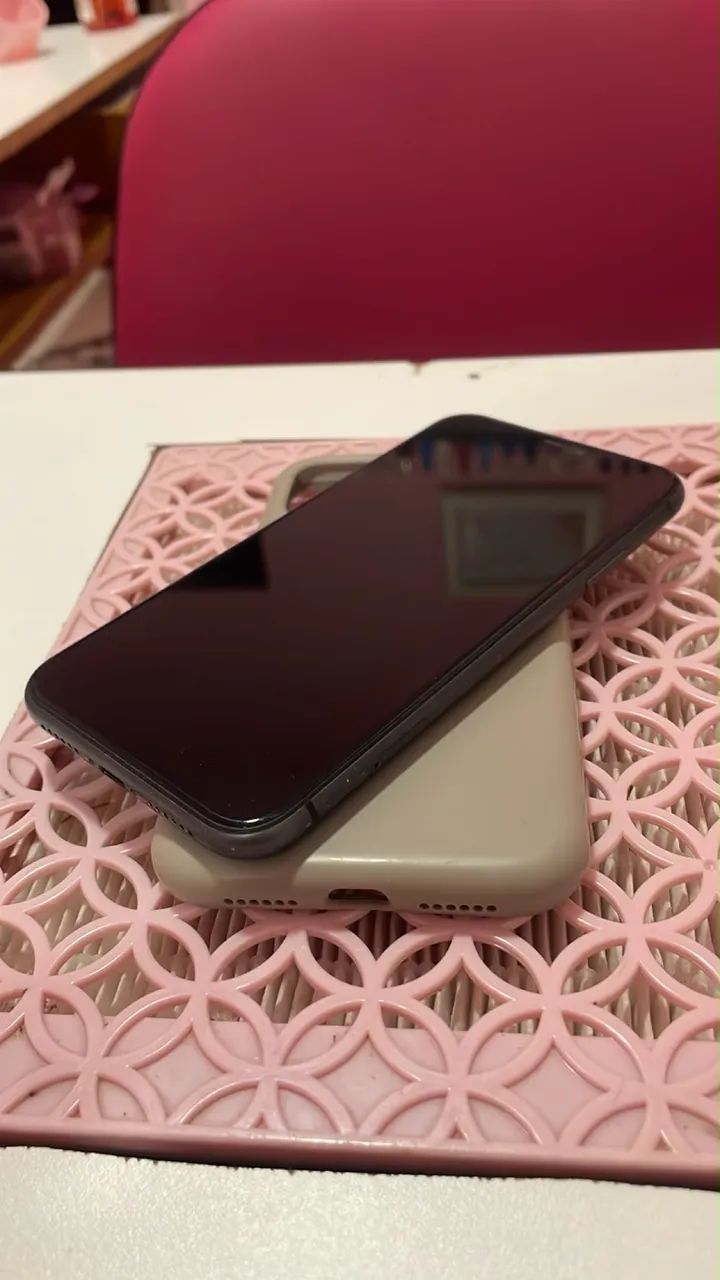 iPhone 11 64GB  - Foto 2